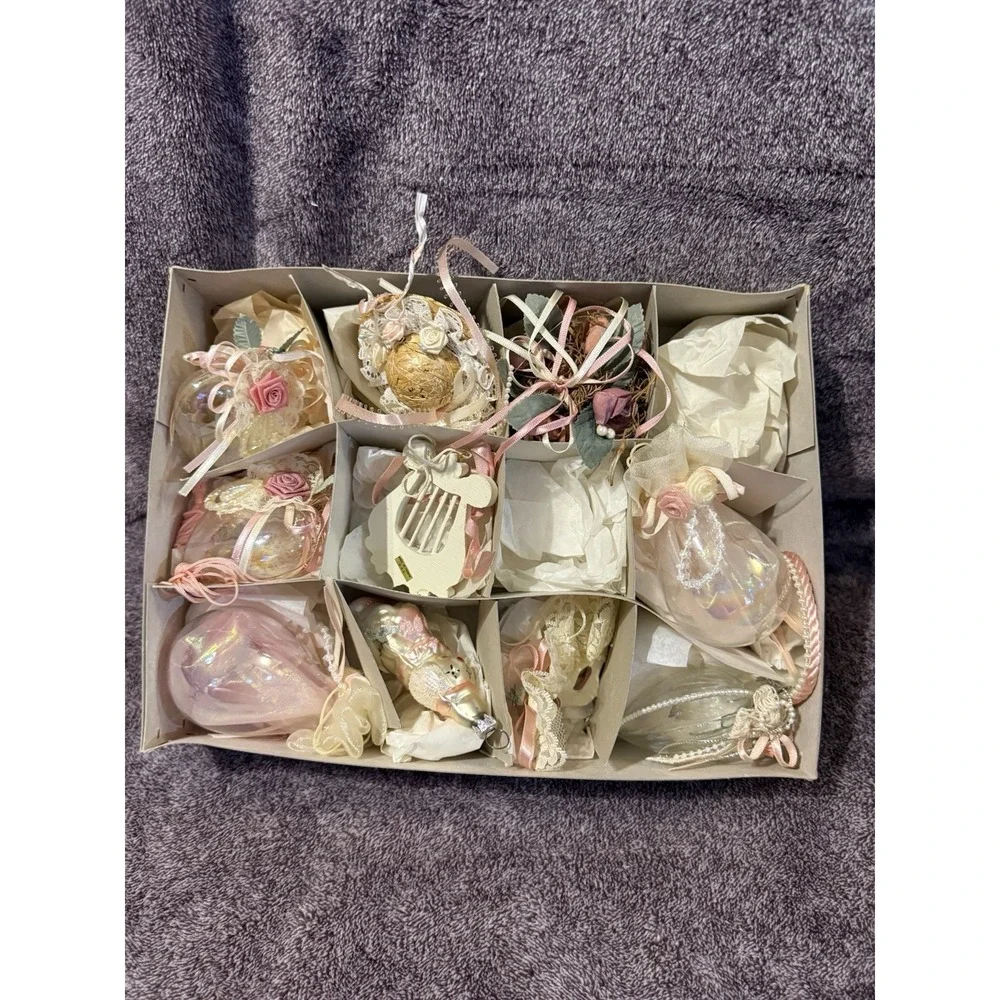 Vtg Box Of 11 Handmade‎ Artisan  Crafted Christmas Ornaments